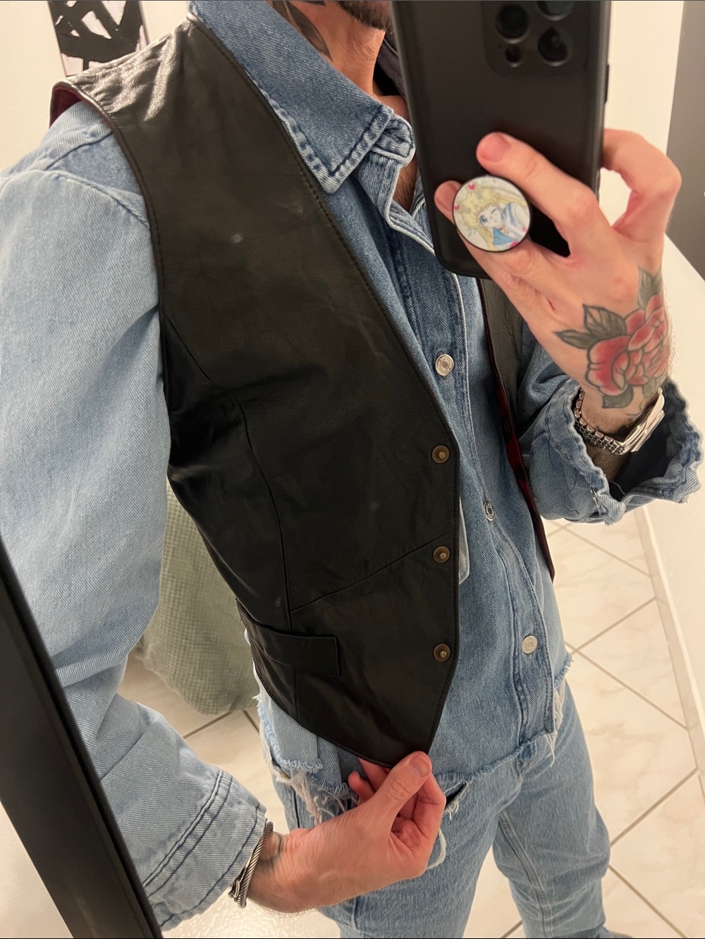 Black Leather Vest - Classic Western Style